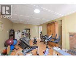 1215 Cloake Hill Rd, North Saanich, BC V8L5K3 Photo 32