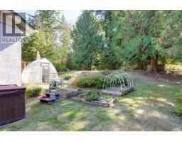 1215 Cloake Hill Rd, North Saanich, BC V8L5K3 Photo 35