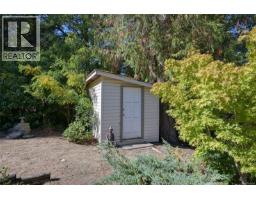 1215 Cloake Hill Rd, North Saanich, BC V8L5K3 Photo 37
