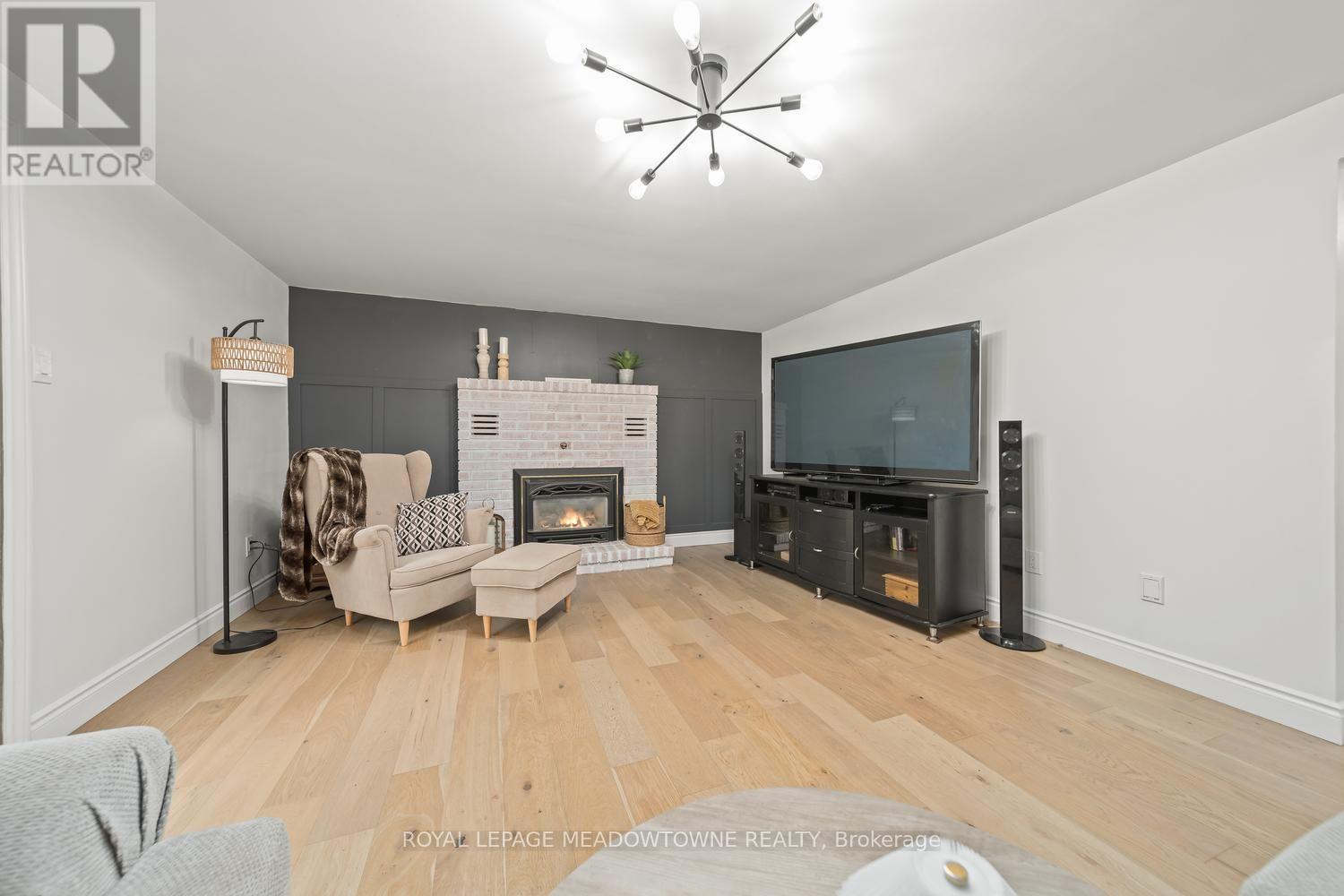 164 HENRY STREET - 20