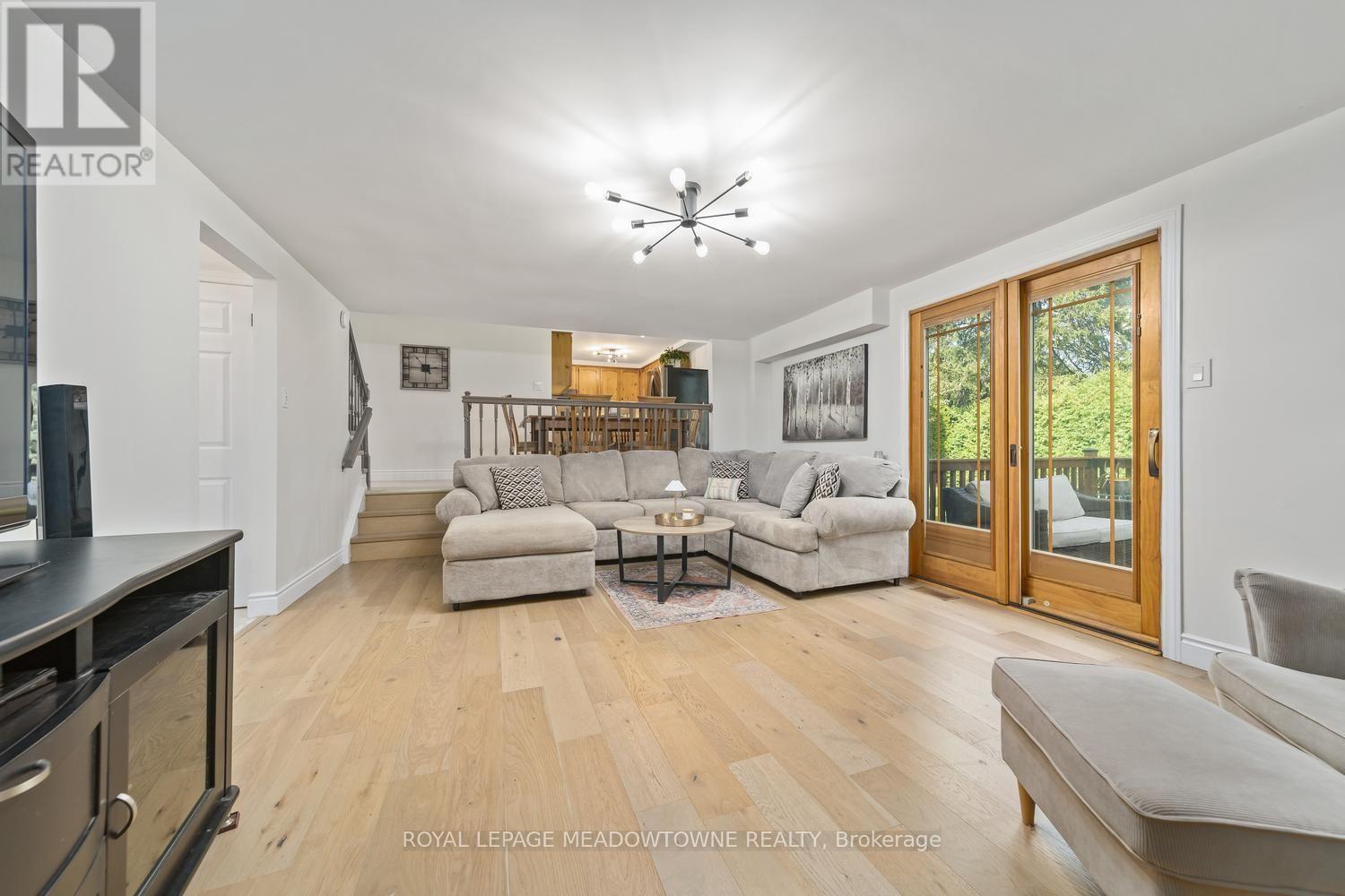 164 HENRY STREET - 21