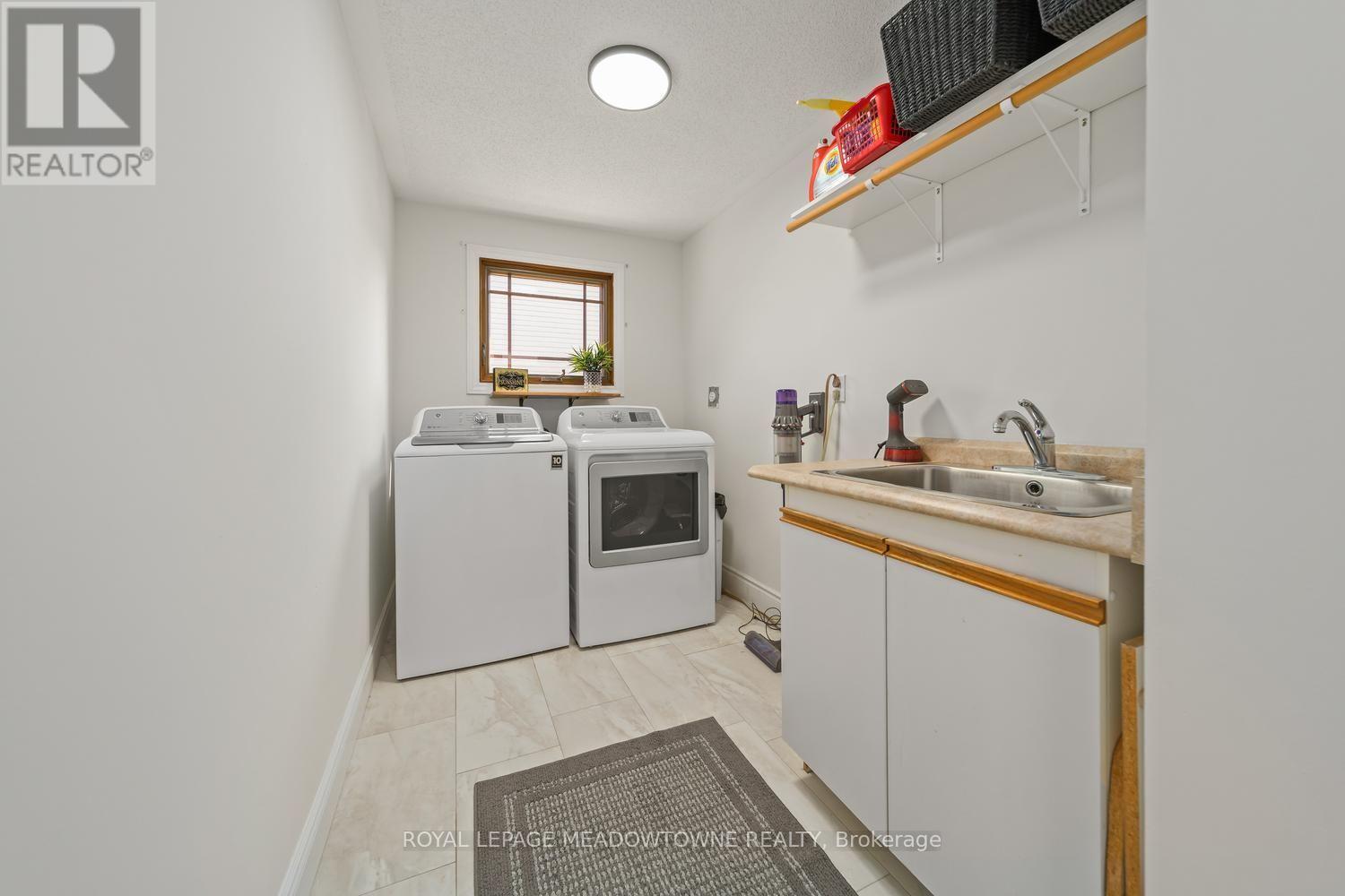 164 HENRY STREET - 24