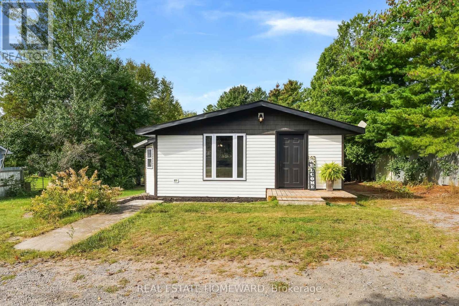 388 BLYTH PARK ROAD - 1