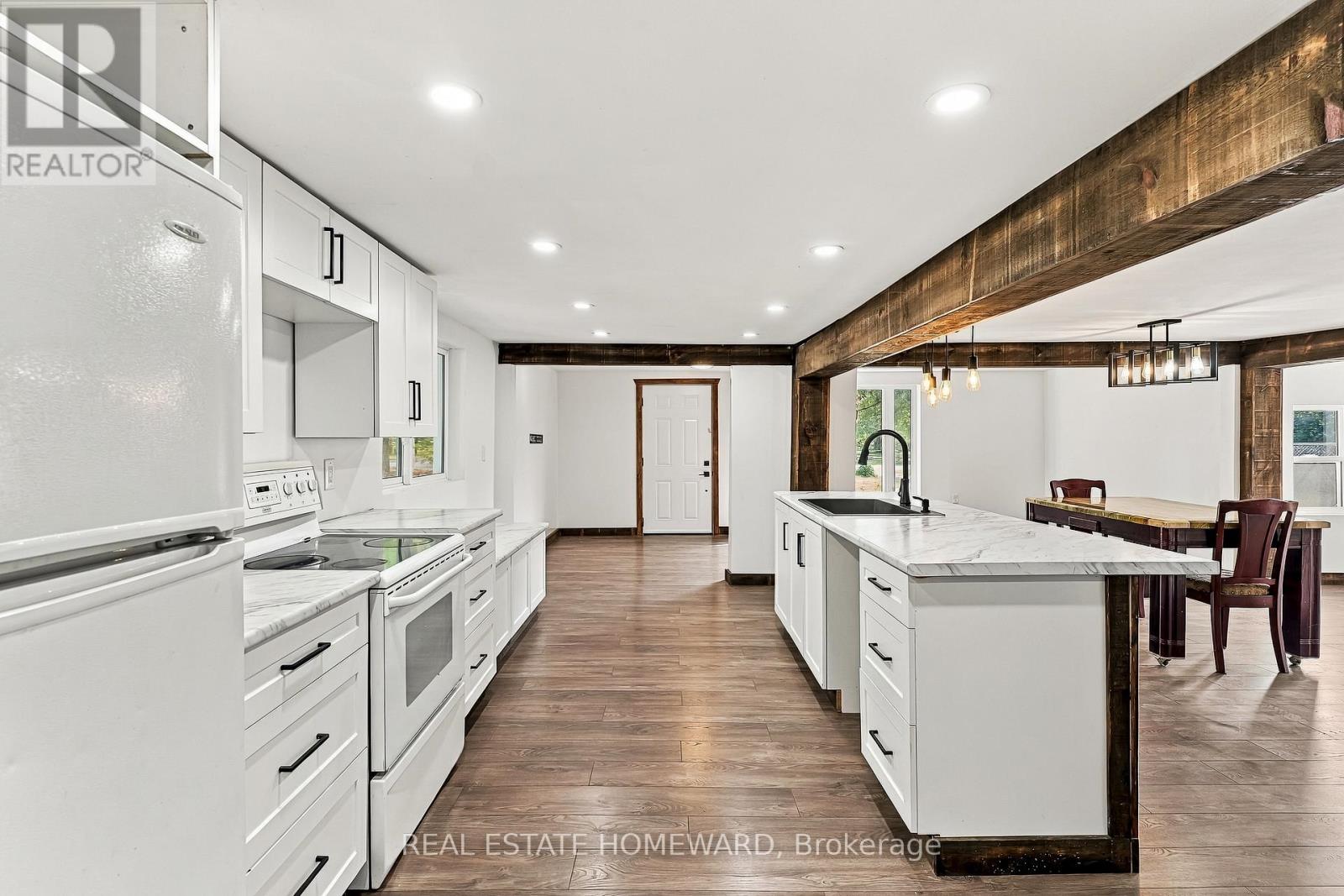 388 BLYTH PARK ROAD - 16