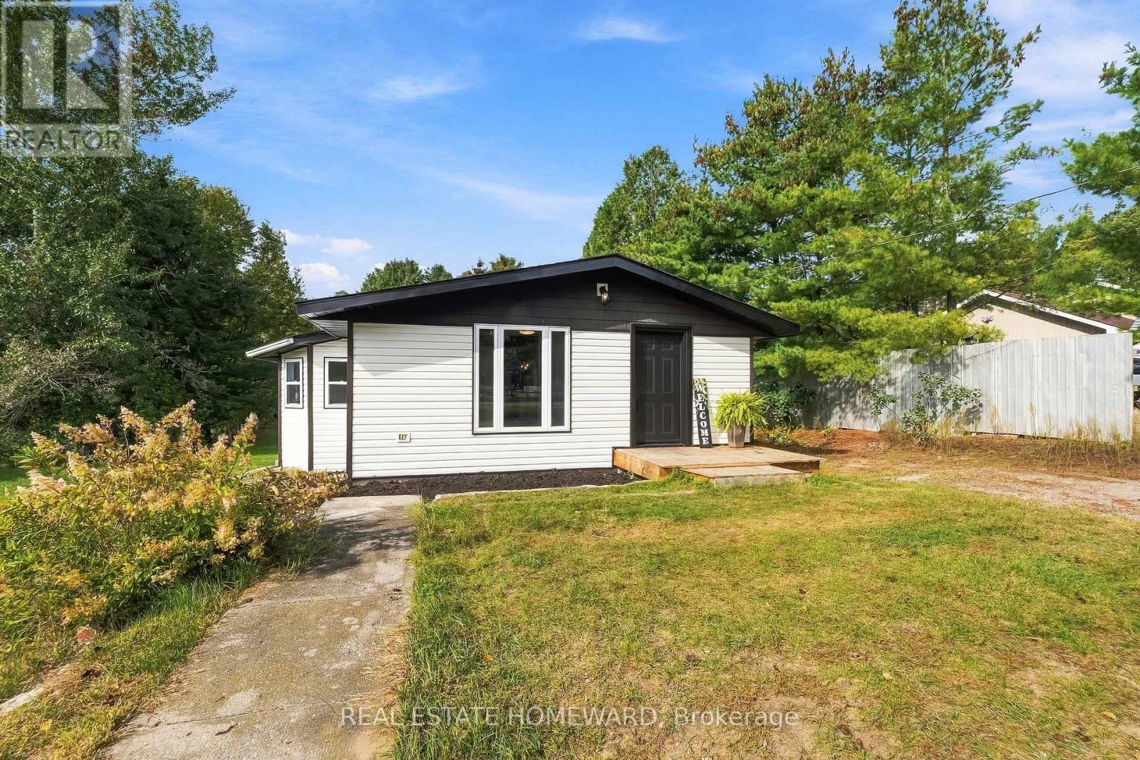 388 BLYTH PARK ROAD - 2