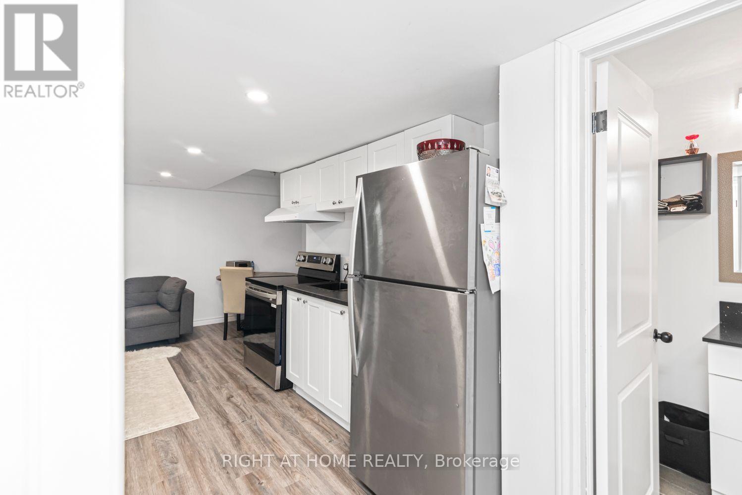 42 SATURN ROAD - 39