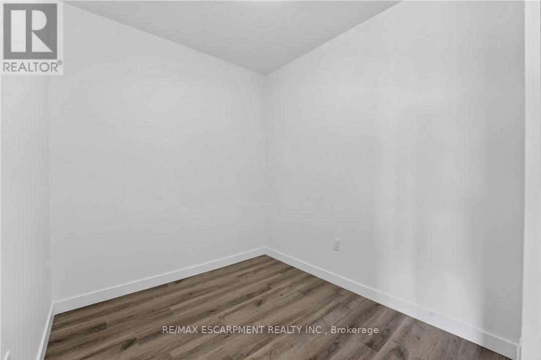 #304 461 GREEN ROAD - 13