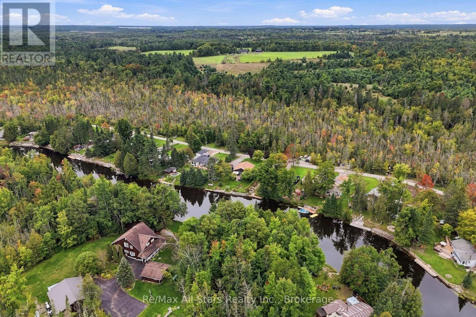 97 CEDARPLANK ROAD - 38