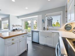 91 Thorn Drive, Winnipeg, MB R2P2Z1 Photo 12