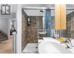 Family room - 1531 Lemarchant Street, Halifax, NS B3H3R2 Photo 17
