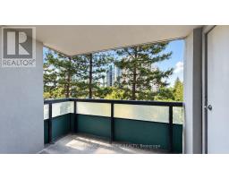 411 - 7 Bishop Avenue, Toronto, ON M2M4J4 Photo 6