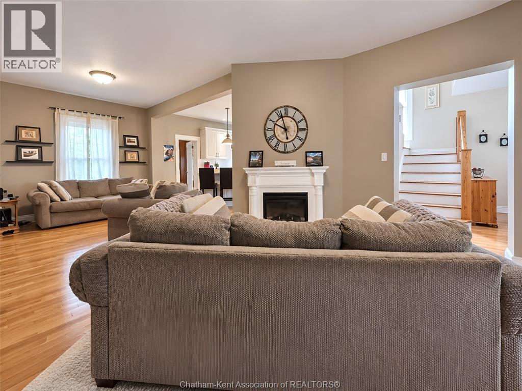 25139 St Clair STREET - 16