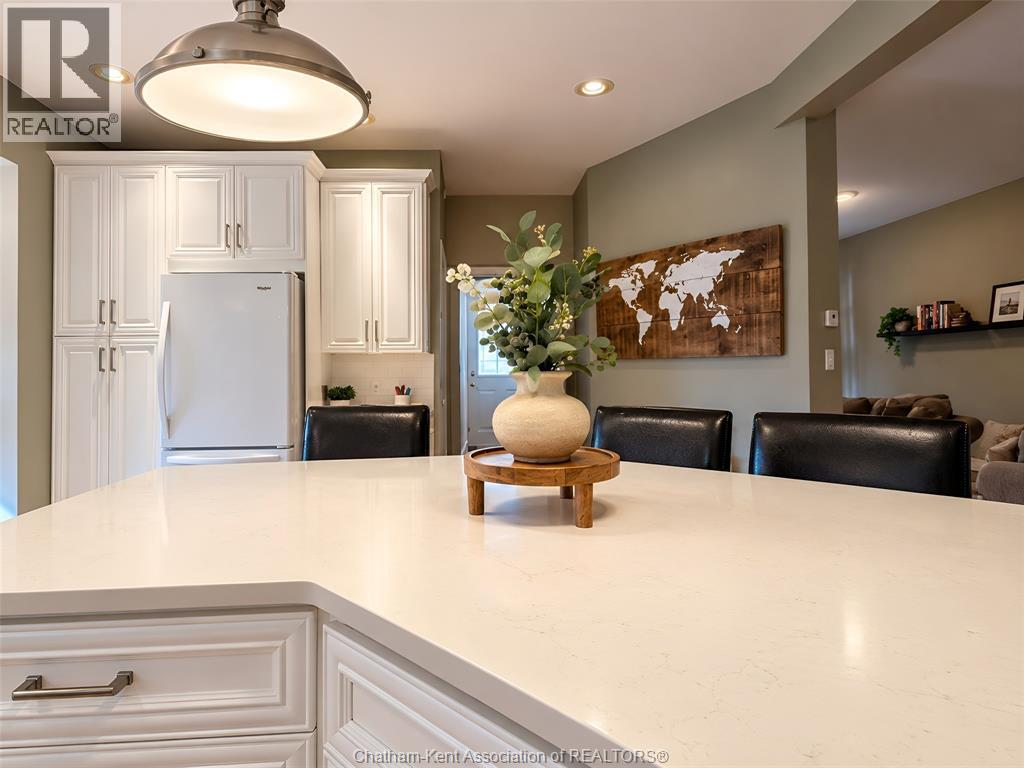 25139 St Clair STREET - 22