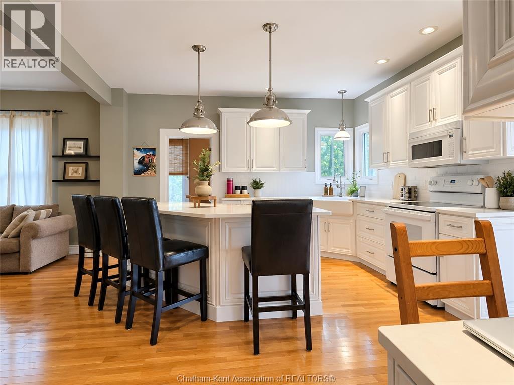25139 St Clair STREET - 23