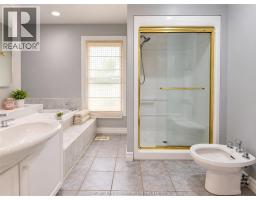25139 St  Clair Street, Chatham Township, ON N7M5J7 Photo 40