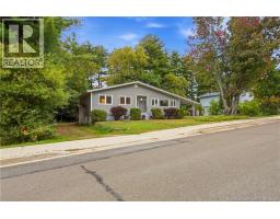 40 Dewitt Acres, Fredericton, NB E3A6S2 Photo 44