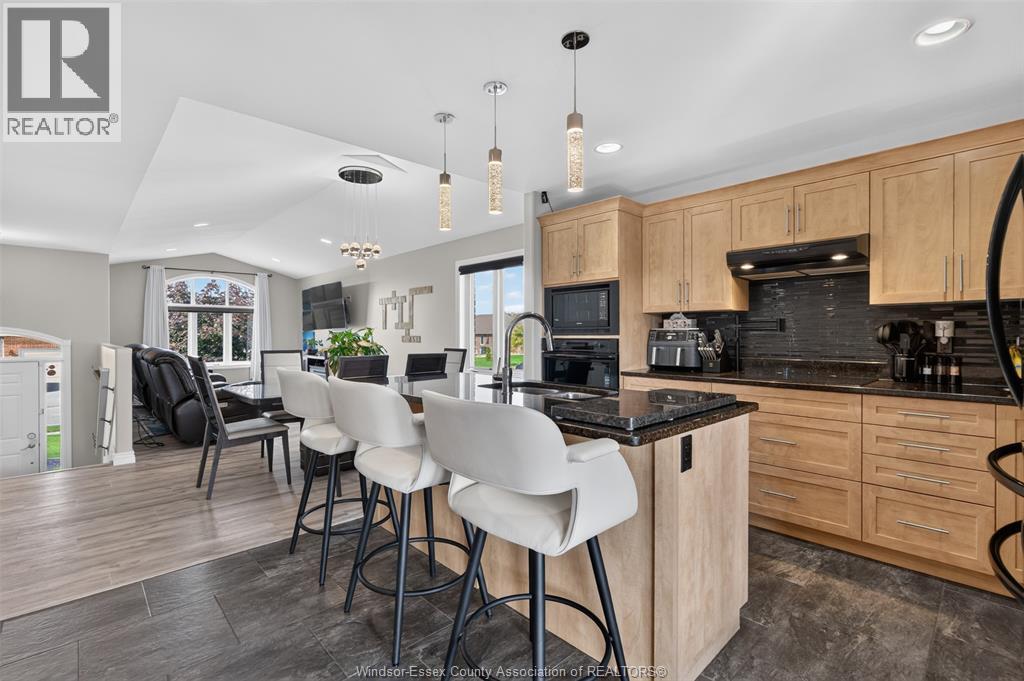 399 POPLAR DRIVE - 11