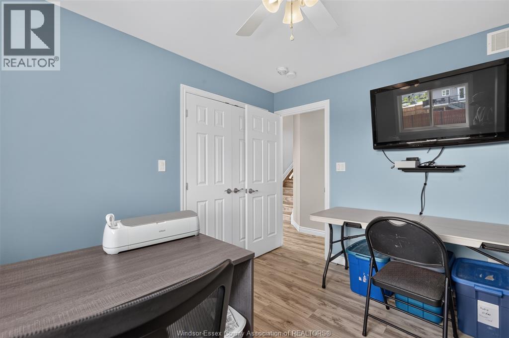 399 POPLAR DRIVE - Image 25