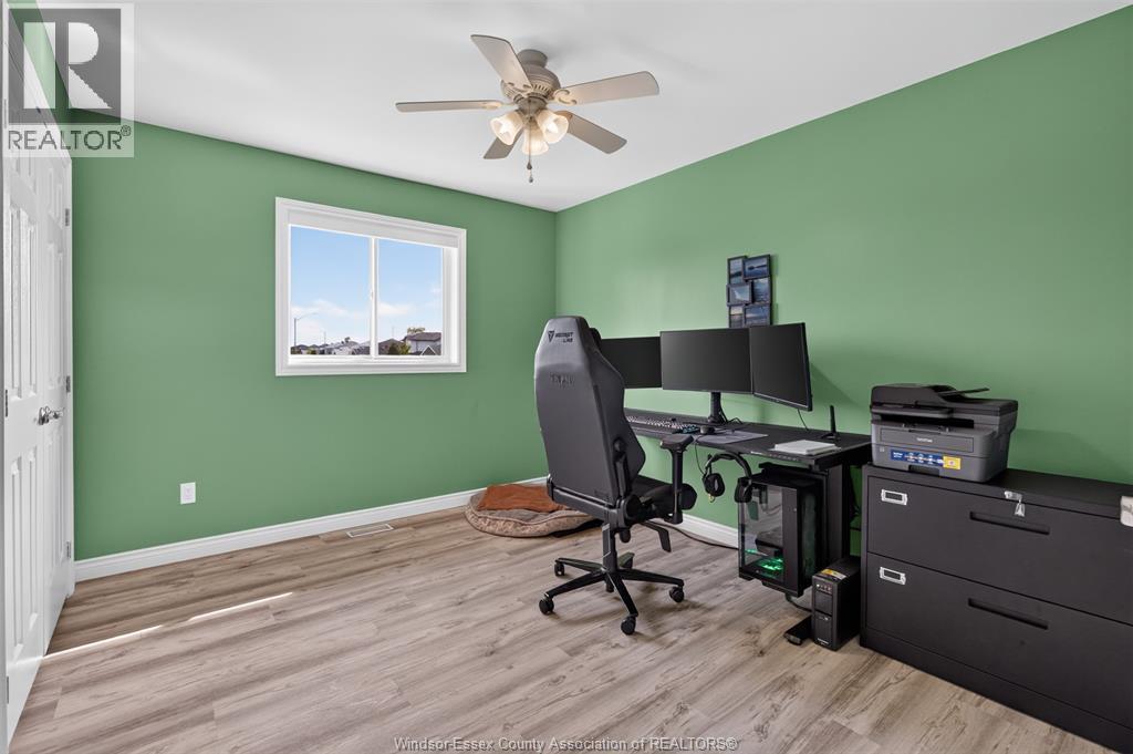 399 POPLAR DRIVE - Image 26