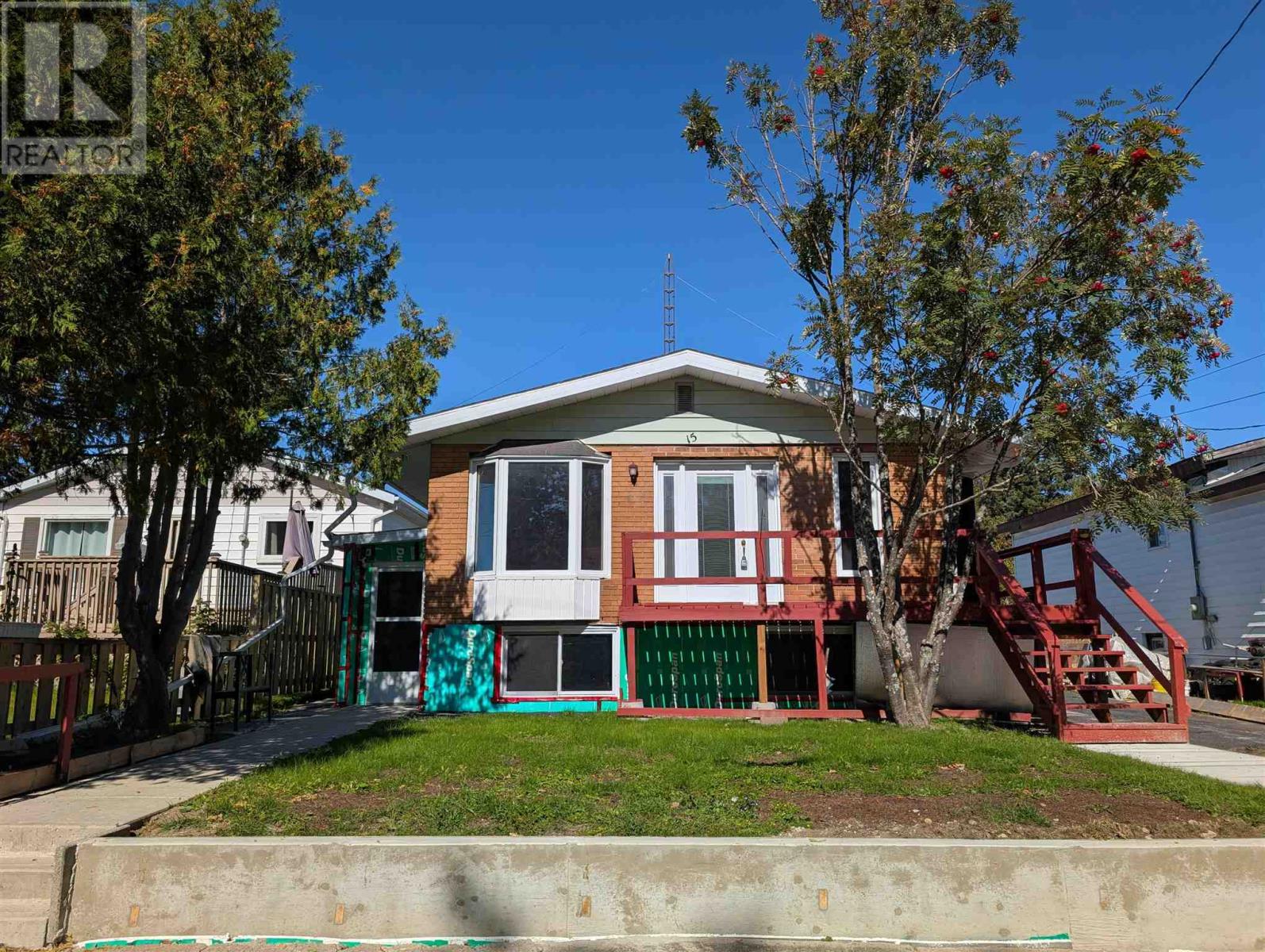 Property for sale at 15 Magpie RD