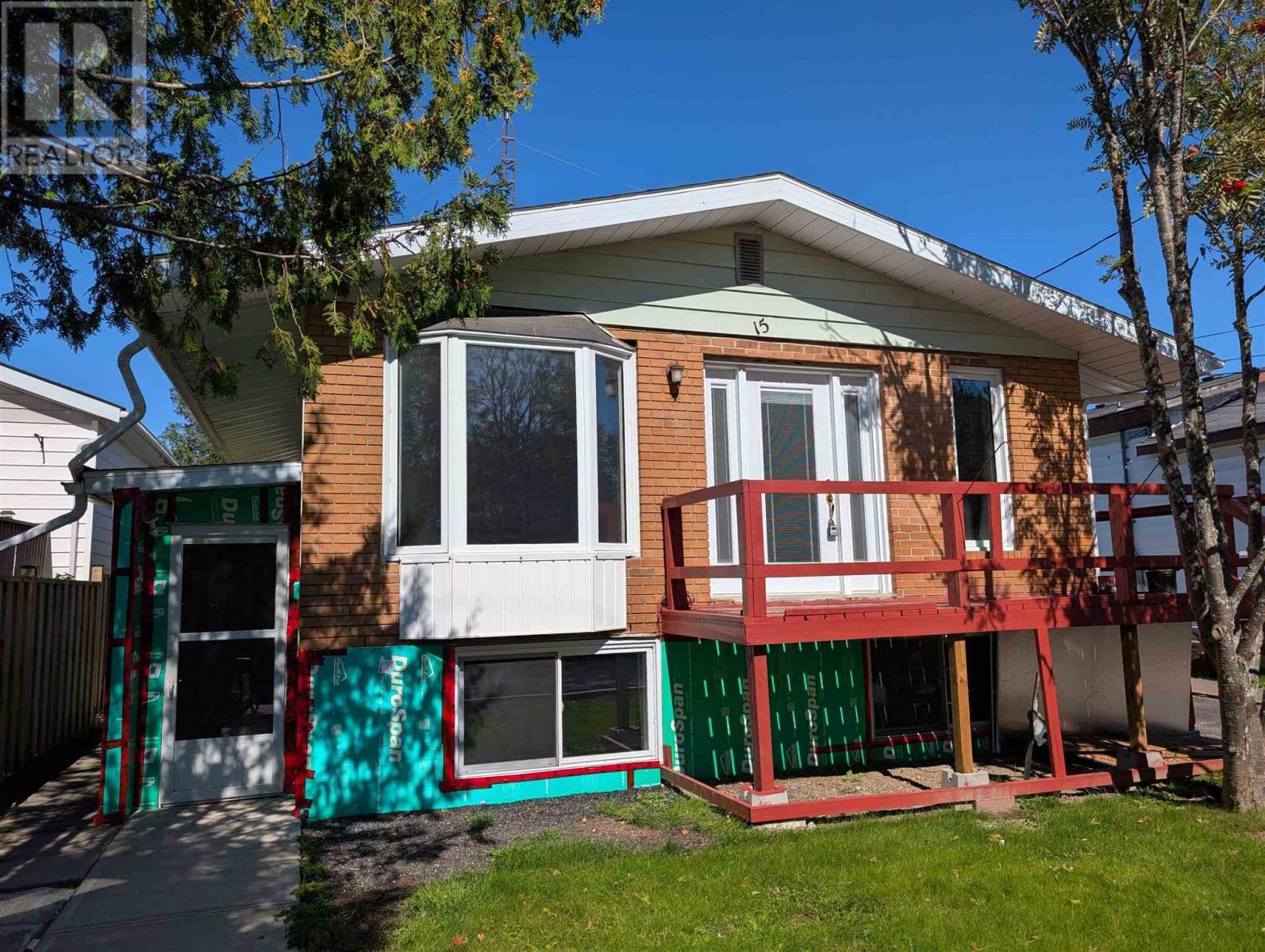 15 Magpie RD - 2