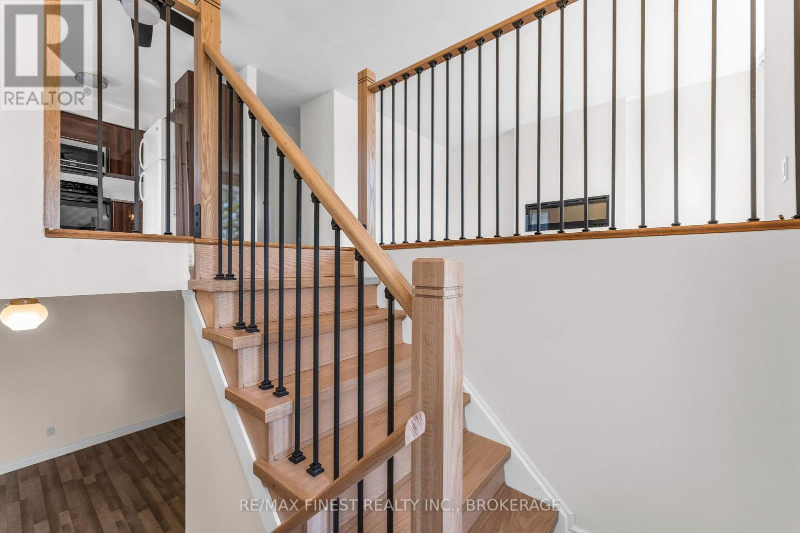 102 GRENADIER DRIVE - 3