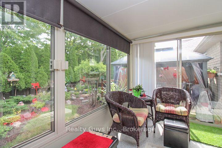 1235 HAGGIS DRIVE - 23