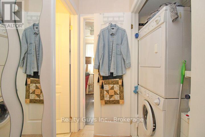 1235 HAGGIS DRIVE - 32