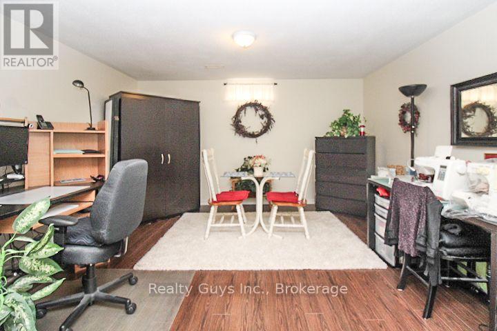 1235 HAGGIS DRIVE - 38