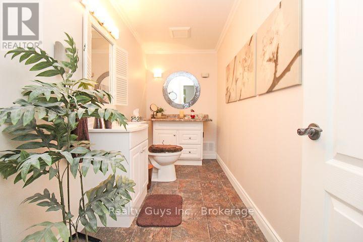 1235 HAGGIS DRIVE - Image 40