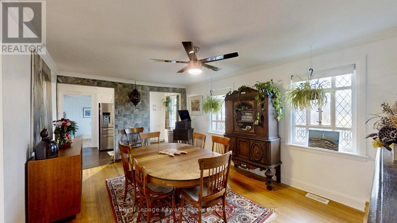 114 COLBORNE STREET W - Image 23