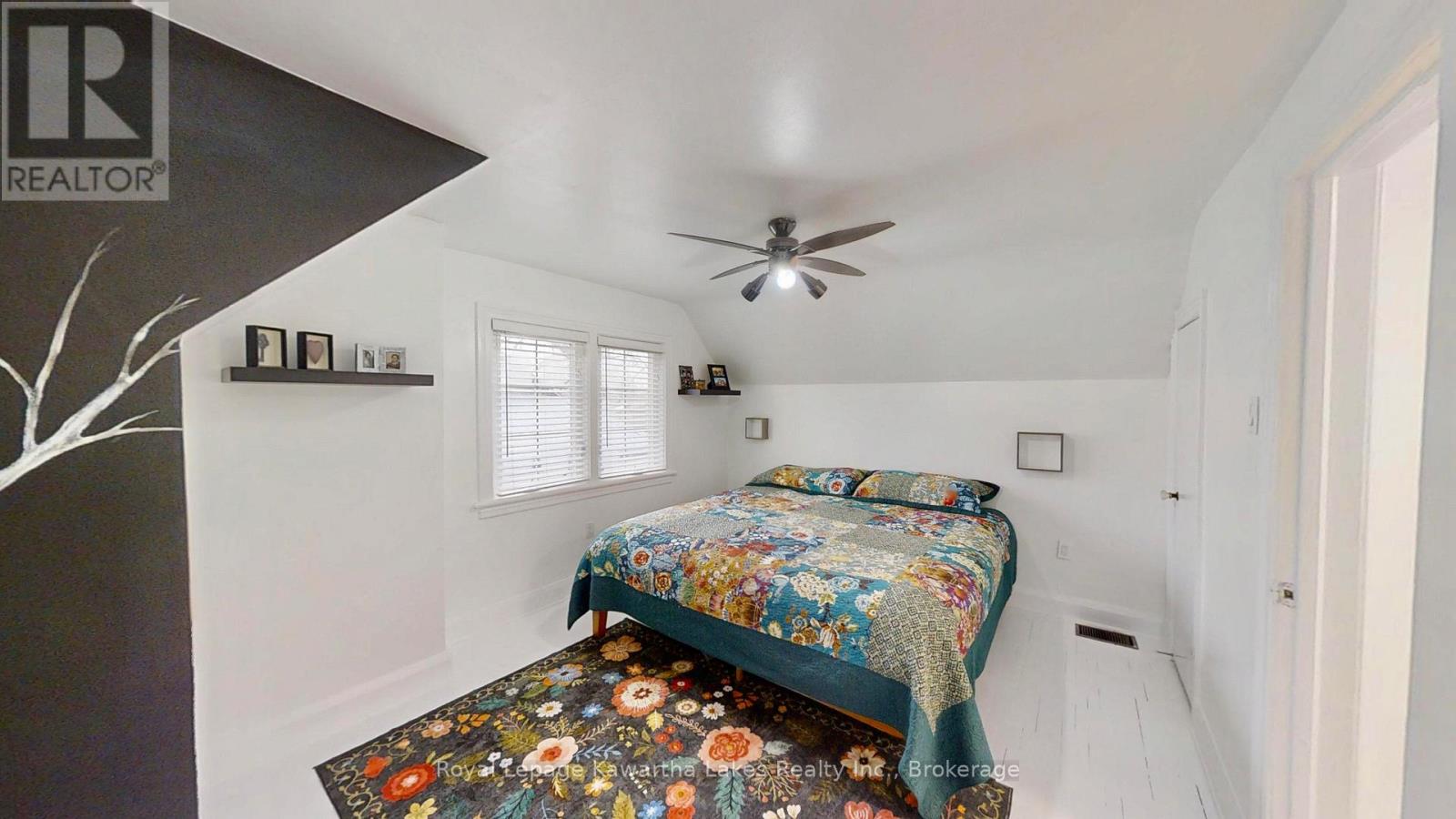 114 COLBORNE STREET W - Image 32