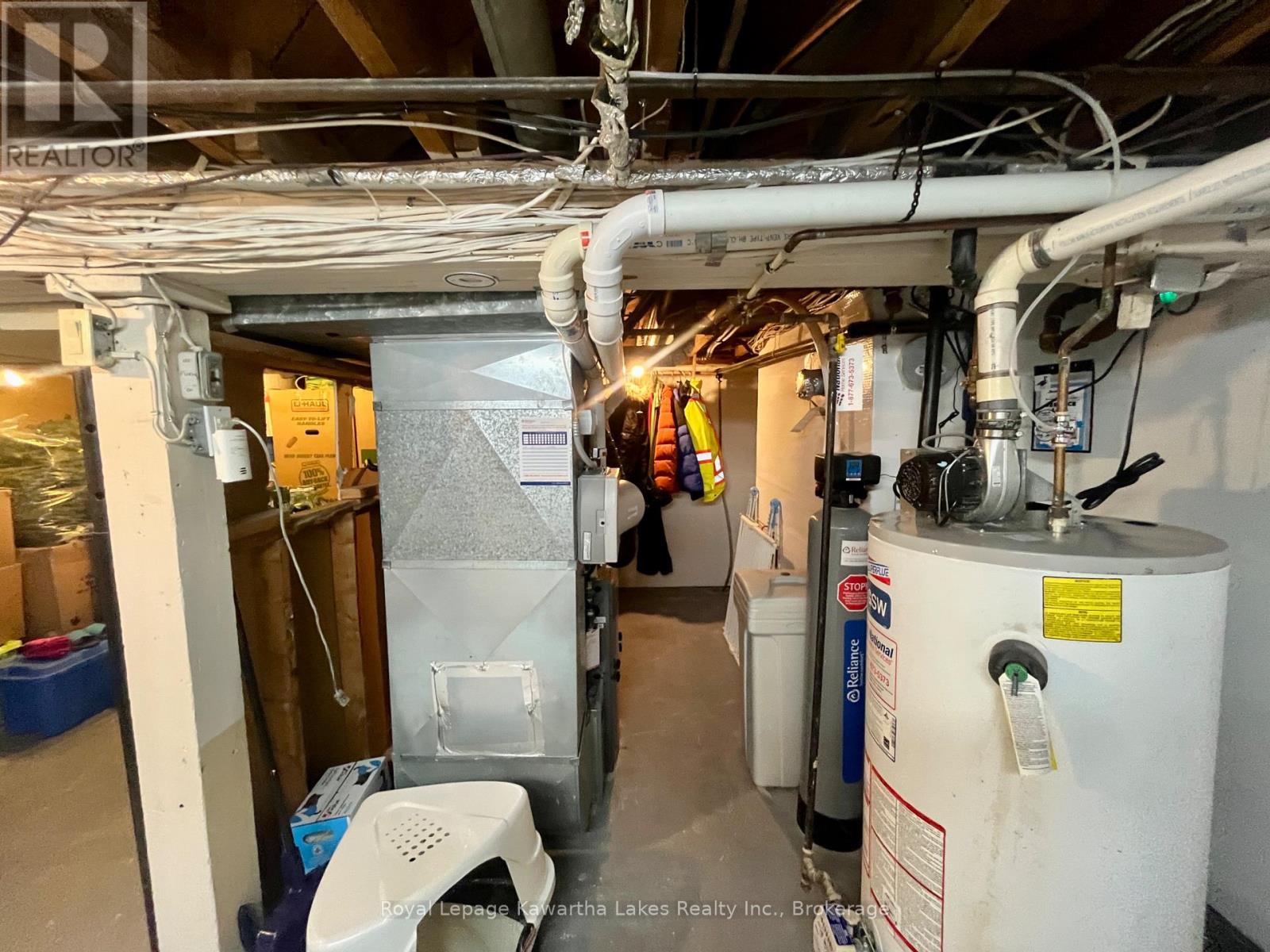114 COLBORNE STREET W - Image 34