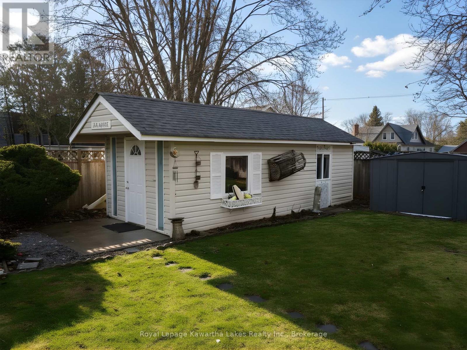 114 COLBORNE STREET W - Image 48