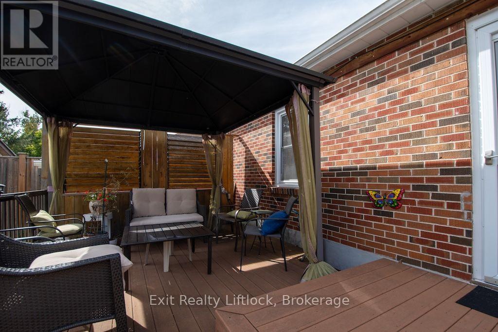 445 Arndon Avenue, Peterborough, ON photo 17