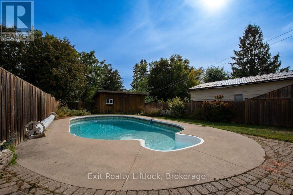 445 Arndon Avenue, Peterborough, ON photo 23