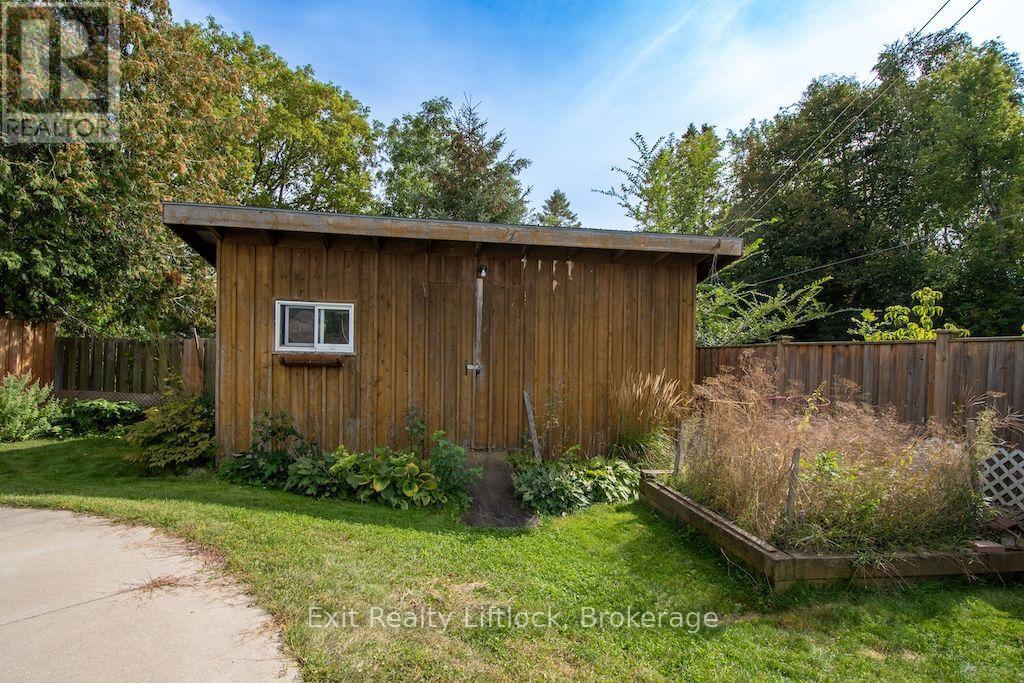 445 Arndon Avenue, Peterborough, ON photo 25