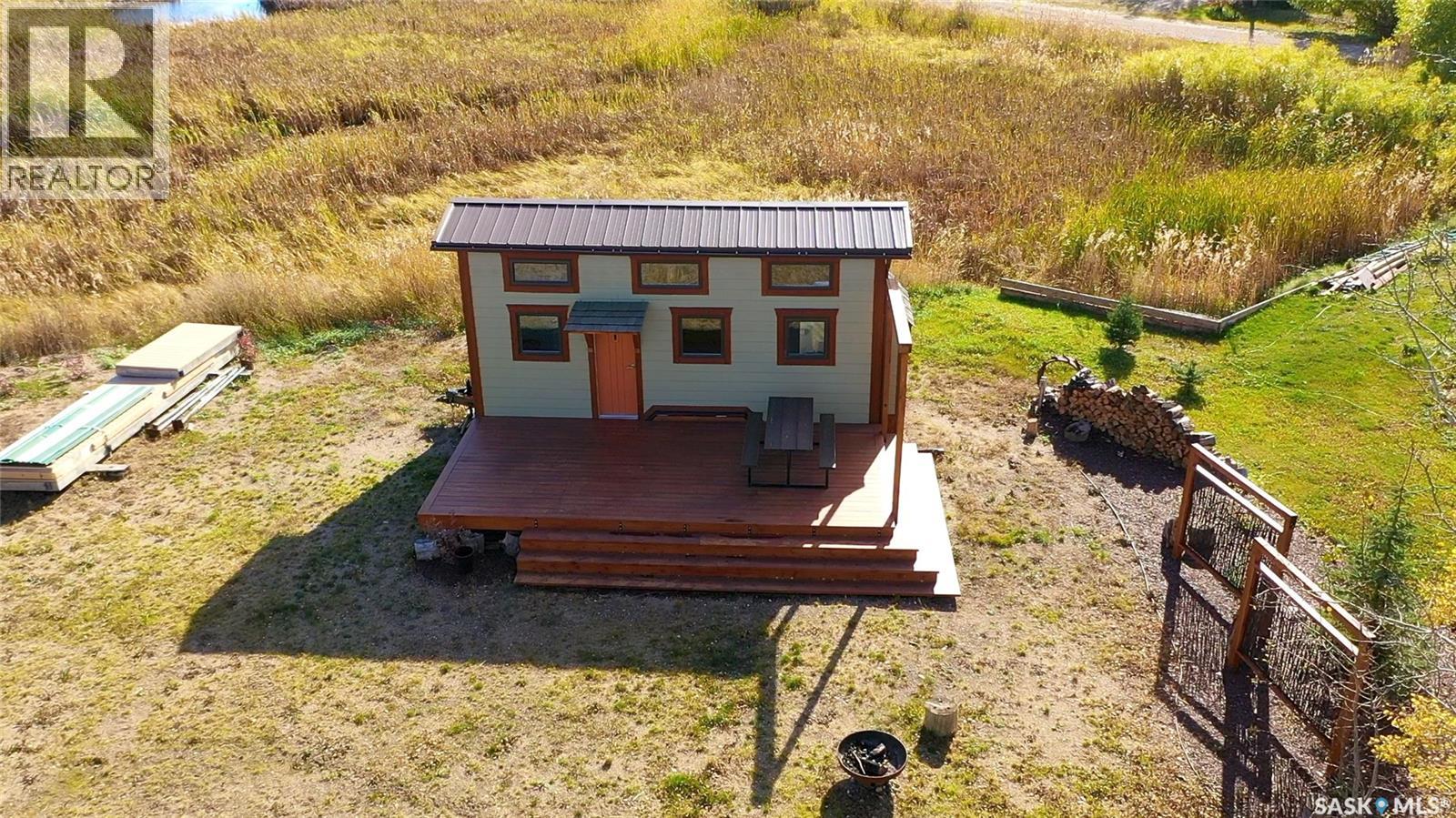 307 Travis AVENUE, Fishing Lake — photo 3