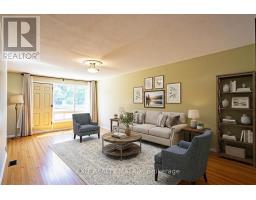 2064 St Laurent Boulevard, Ottawa, ON K1G1A9 Photo 16