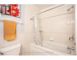 2064 St Laurent Boulevard, Ottawa, ON K1G1A9 Photo 26