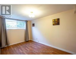 2064 St Laurent Boulevard, Ottawa, ON K1G1A9 Photo 28
