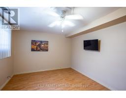 2064 St Laurent Boulevard, Ottawa, ON K1G1A9 Photo 39