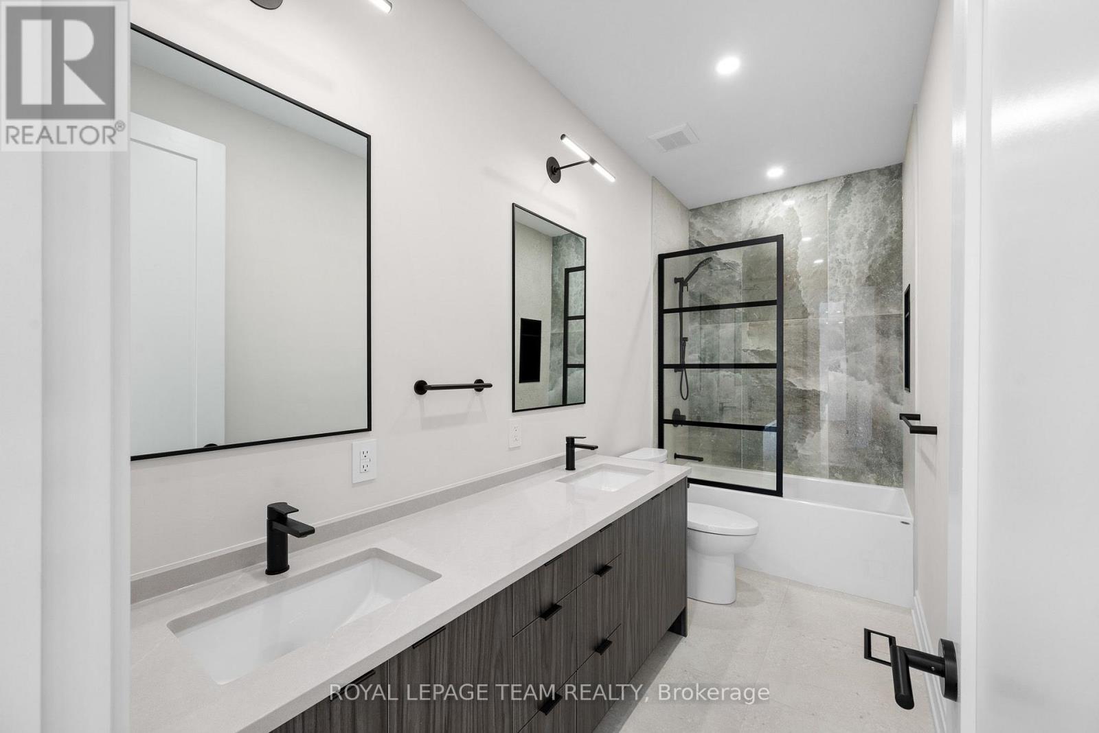 93 LOTTA AVENUE - Image 28