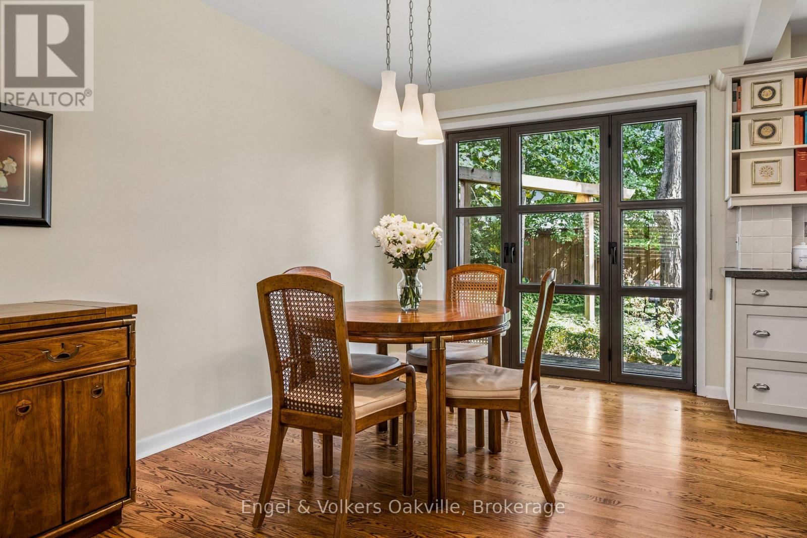 1170 CONYERS CRESCENT - 17
