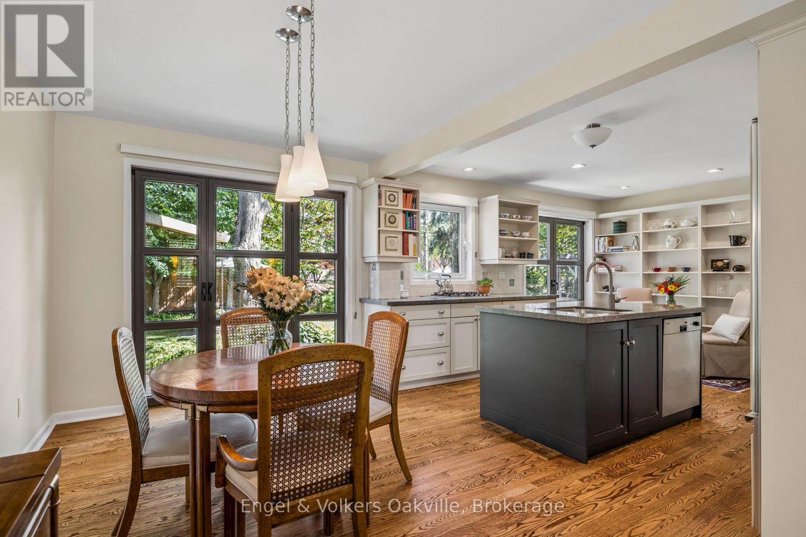 1170 CONYERS CRESCENT - 18