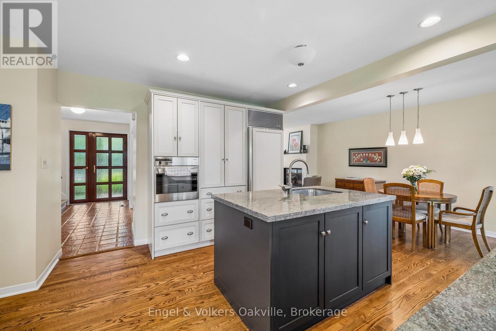 1170 CONYERS CRESCENT - 23