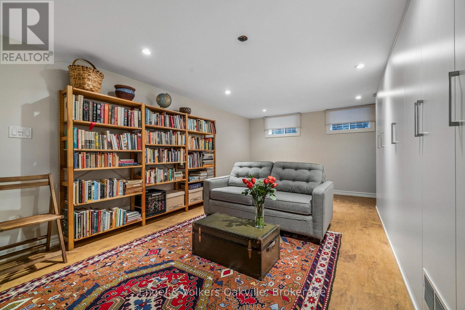 1170 CONYERS CRESCENT - 37