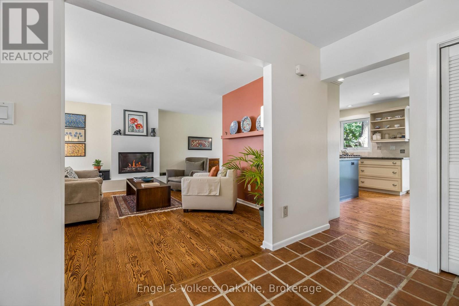 1170 CONYERS CRESCENT - 9
