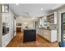 1170 Conyers Crescent, Mississauga, ON L5C1K1 Photo 21