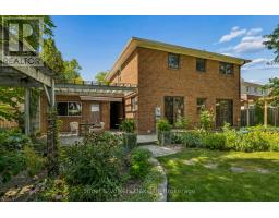 1170 Conyers Crescent, Mississauga, ON L5C1K1 Photo 42